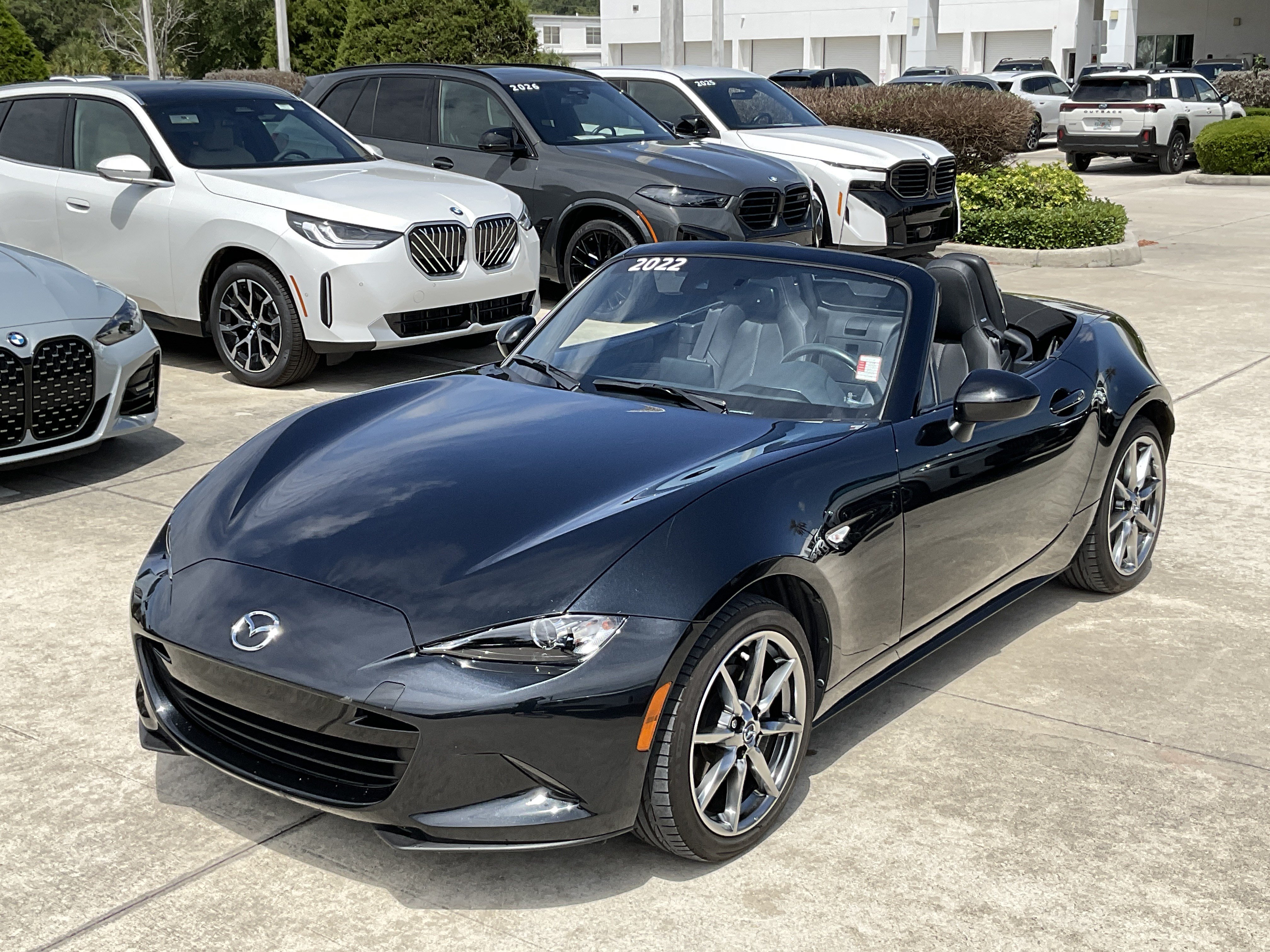 Used 2022 MAZDA MX-5 Miata Grand Touring RWD image 9