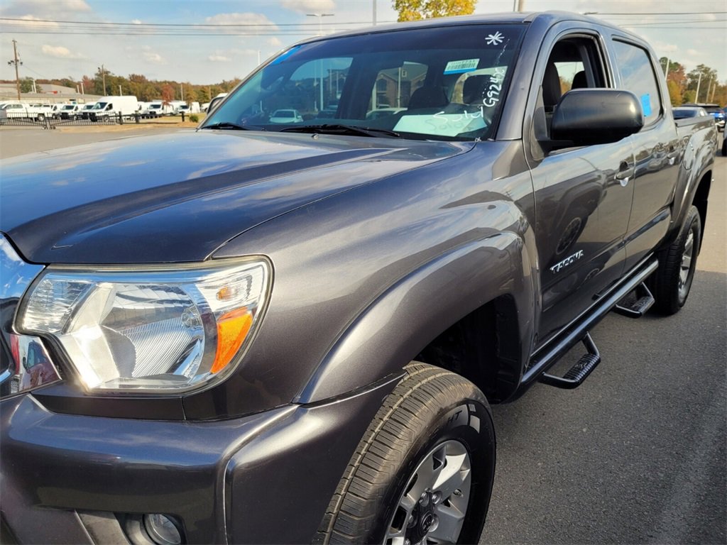 Used 2014 Toyota Tacoma PreRunner image 10