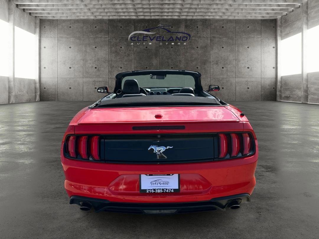 Used 2022 Ford Mustang Premium image 4
