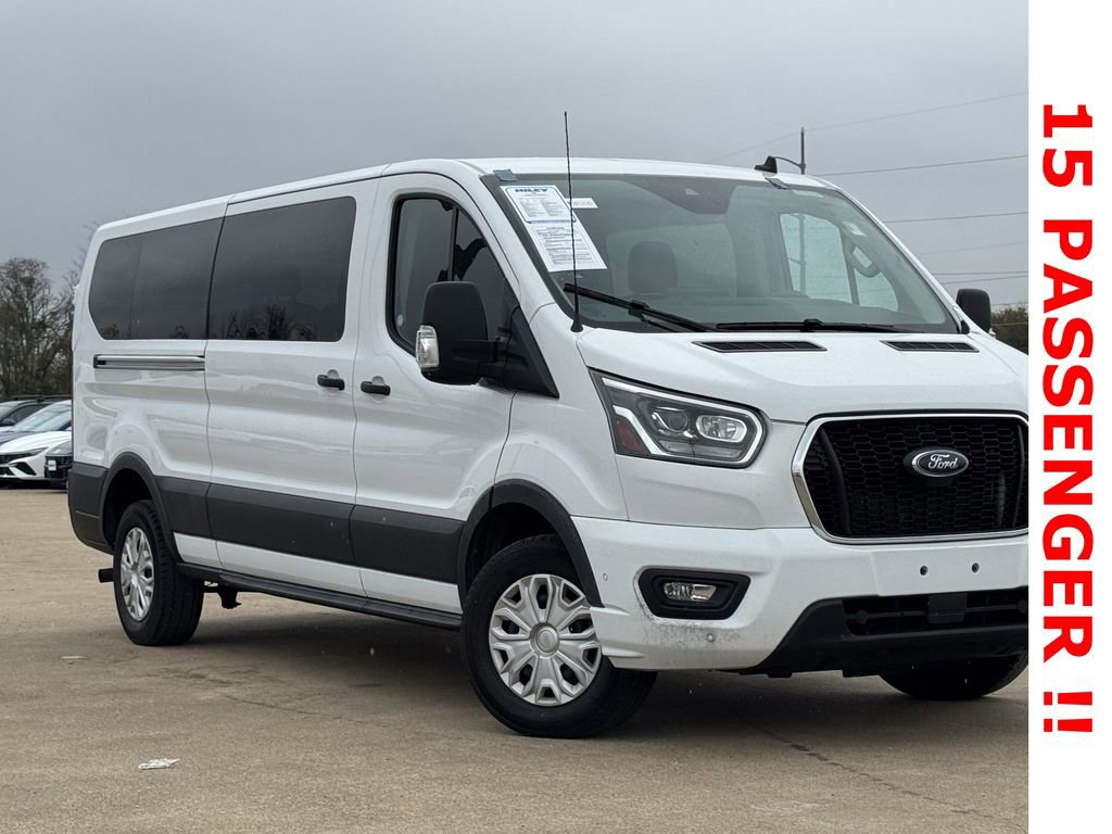 Used 2023 Ford Transit 350 XLT image 2