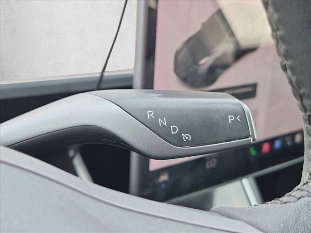 Used 2021 Tesla Model Y Long Range AWD/4WD image 12