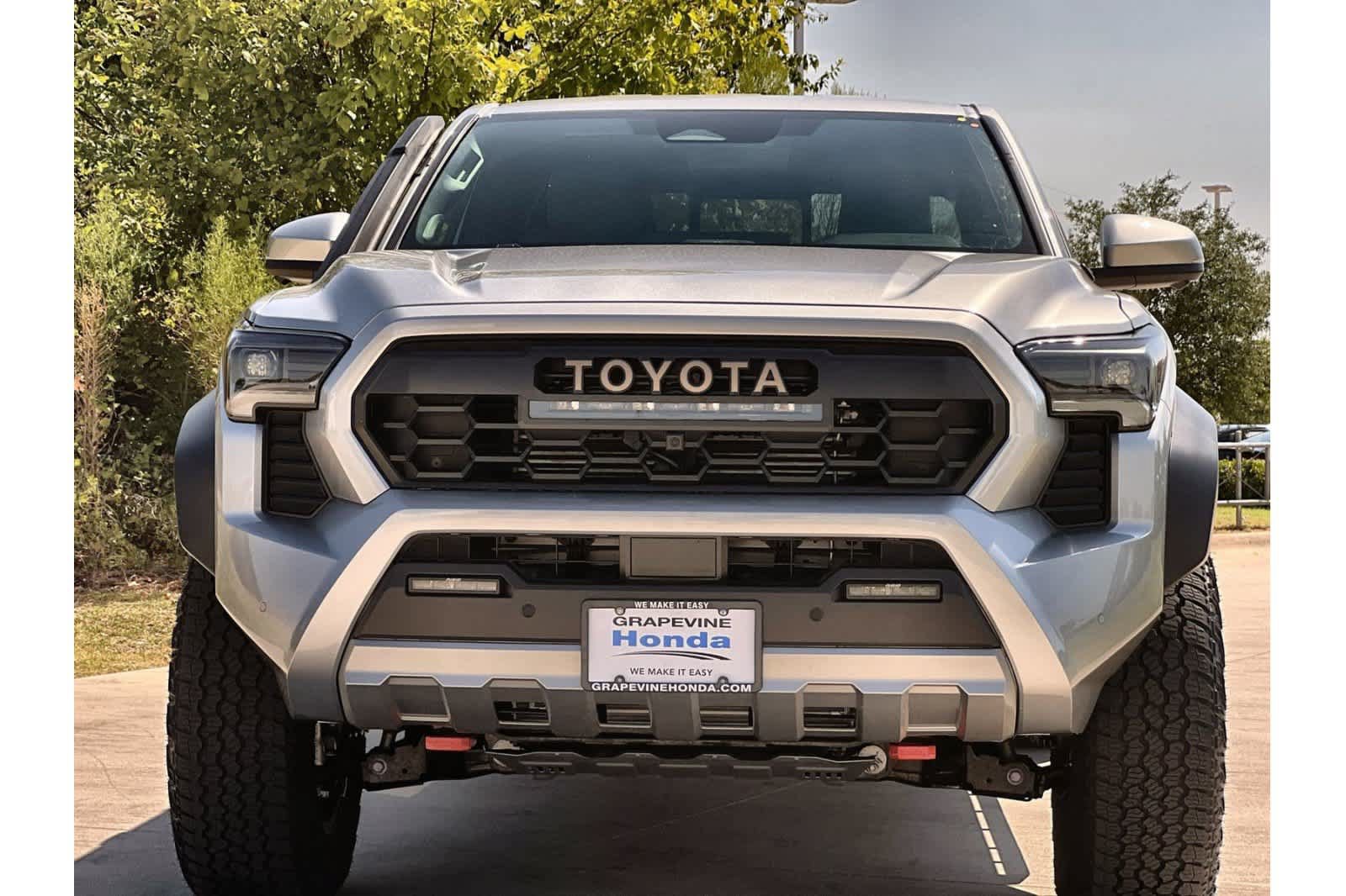 Used 2026 Toyota Tacoma 4x4 Double Cab Hybrid image 8