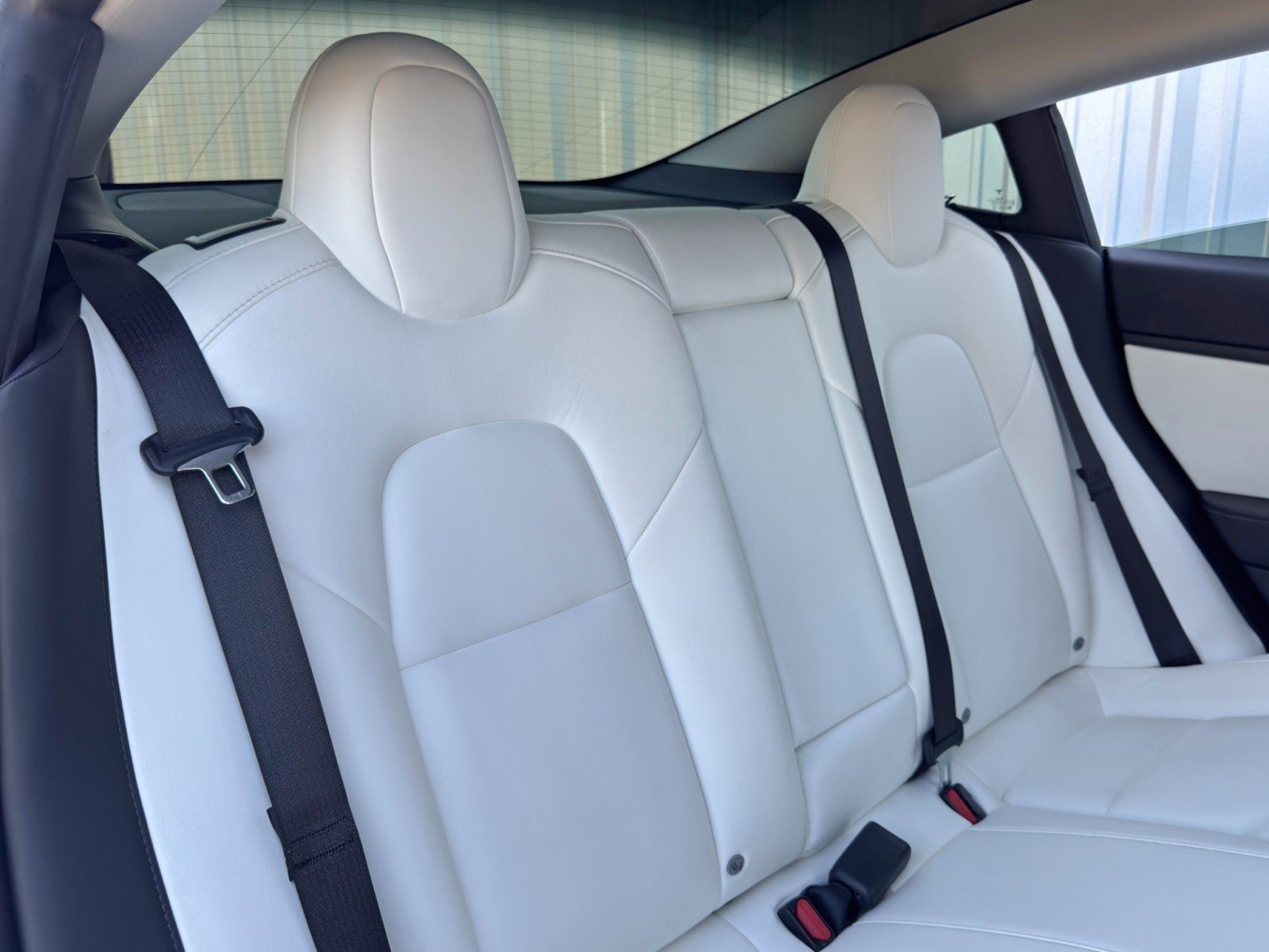 Used 2021 Tesla Model 3 Standard Range Plus image 39