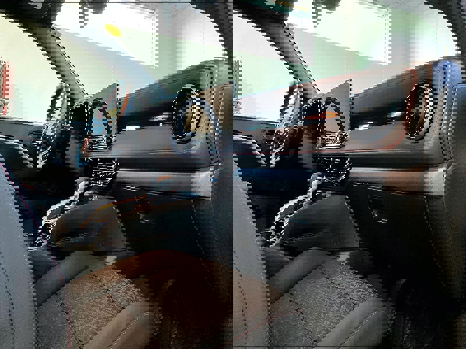 Used 2024 Chevrolet Colorado Z71 w/ Z71 Convenience Package 2 image 14