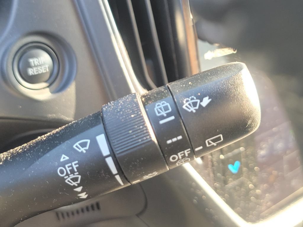 Used 2025 Subaru Forester Premium AWD/4WD image 19