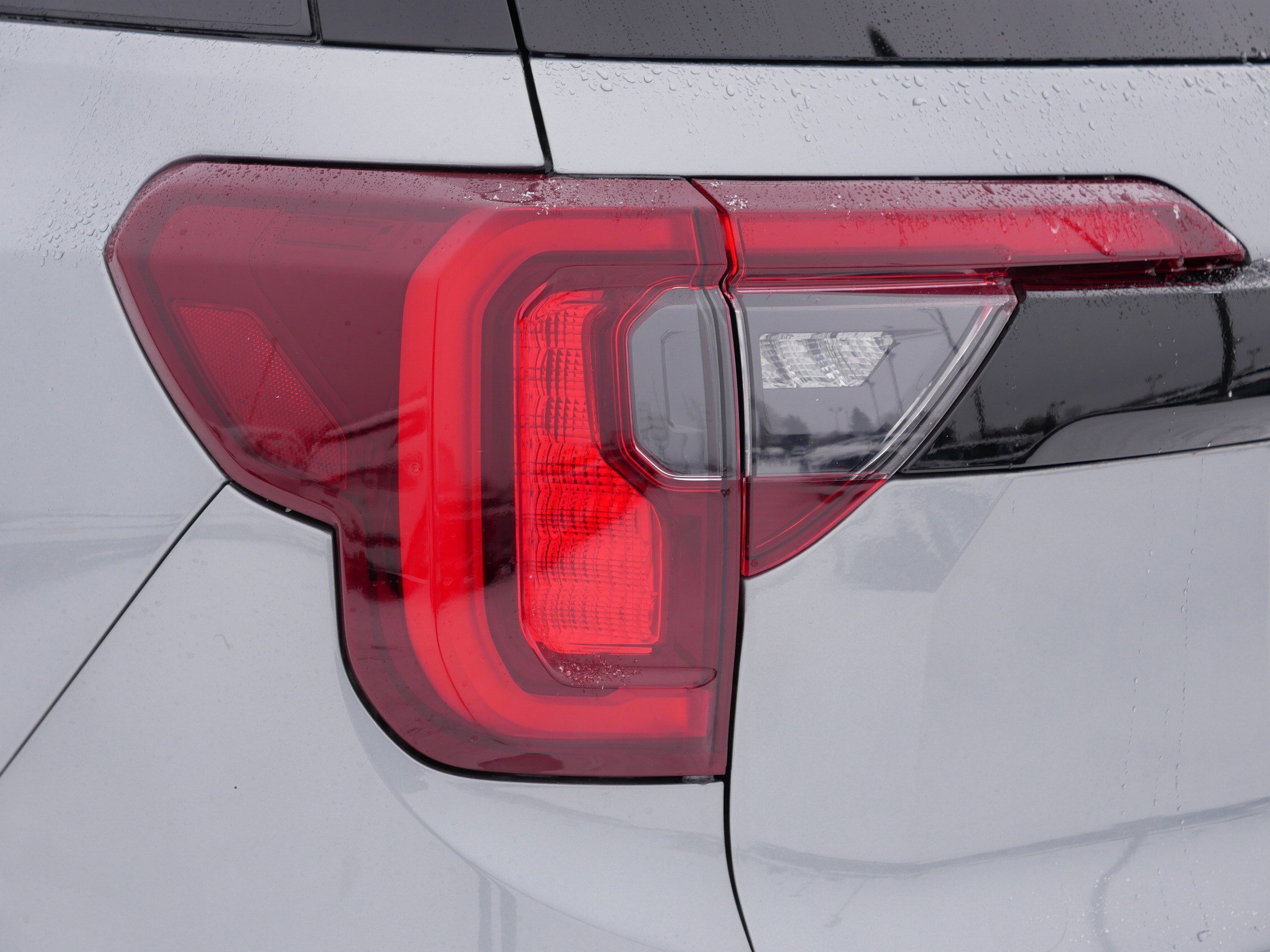 Certified 2023 GMC Acadia SLT w/ Elevation Edition image 17