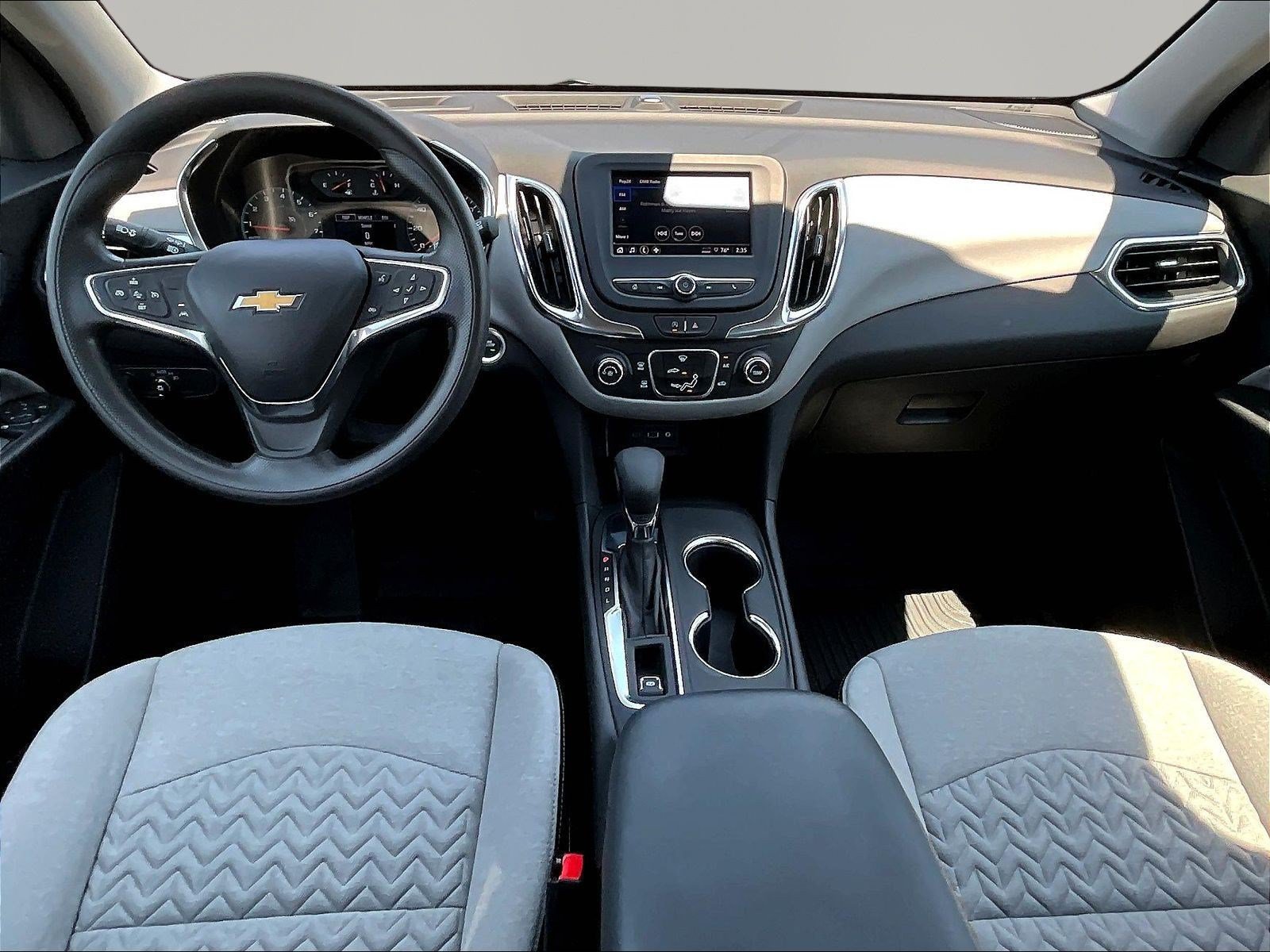Used 2024 Chevrolet Equinox LS w/ Midnight Edition FWD image 7