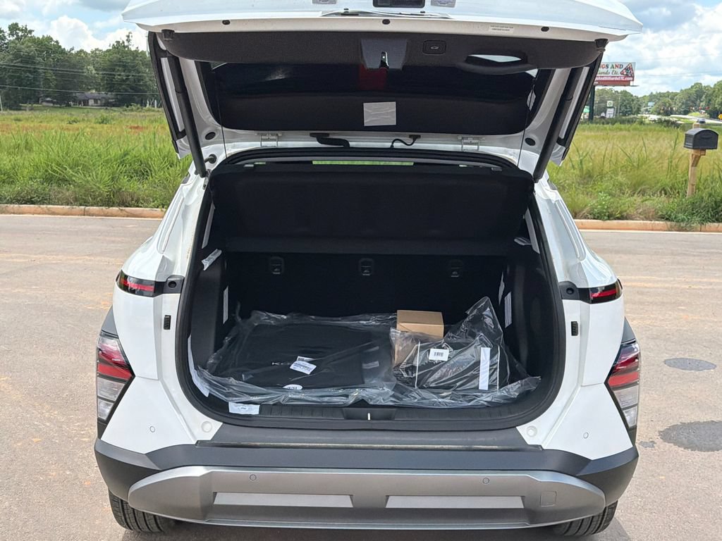 New 2026 Hyundai Kona Limited FWD image 18