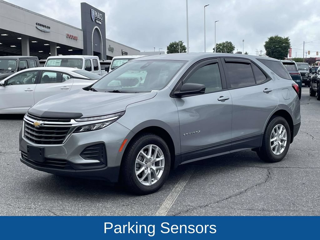Used 2024 Chevrolet Equinox LS w/ LS Convenience Package AWD/4WD image 4