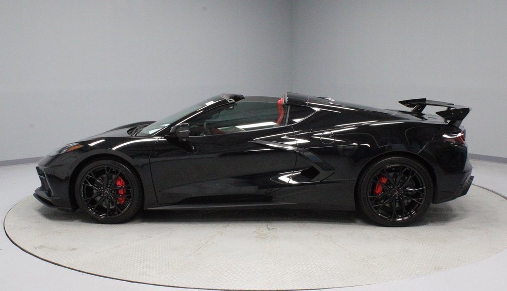 Used 2025 Chevrolet Corvette Stingray Preferred Cpe w/ Battery Protection Package image 8