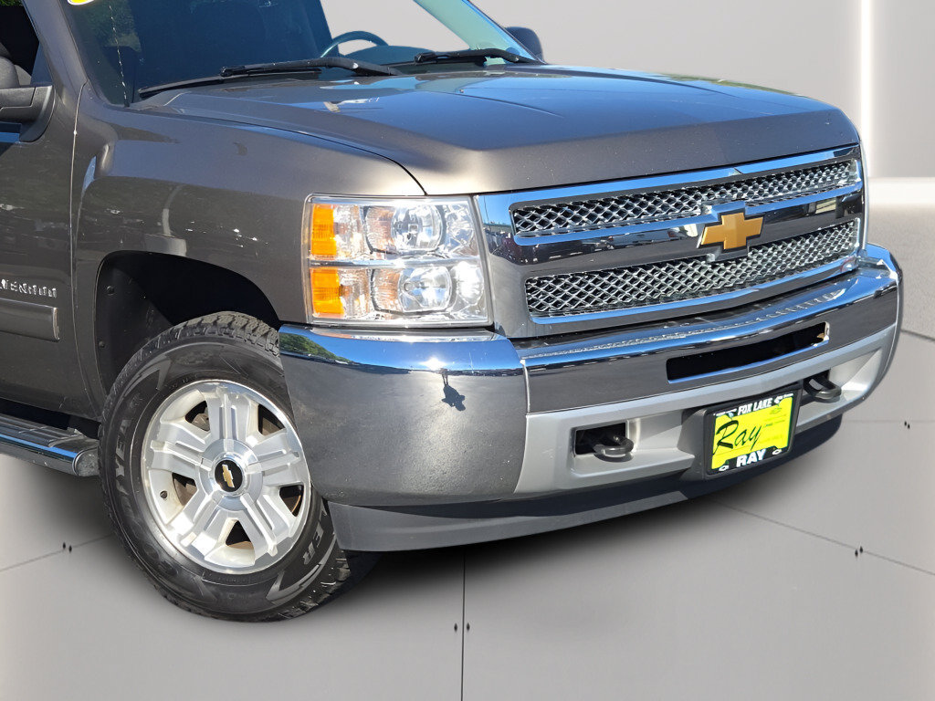 Used 2013 Chevrolet Silverado 1500 LT w/ All-Star Edition AWD/4WD image 2
