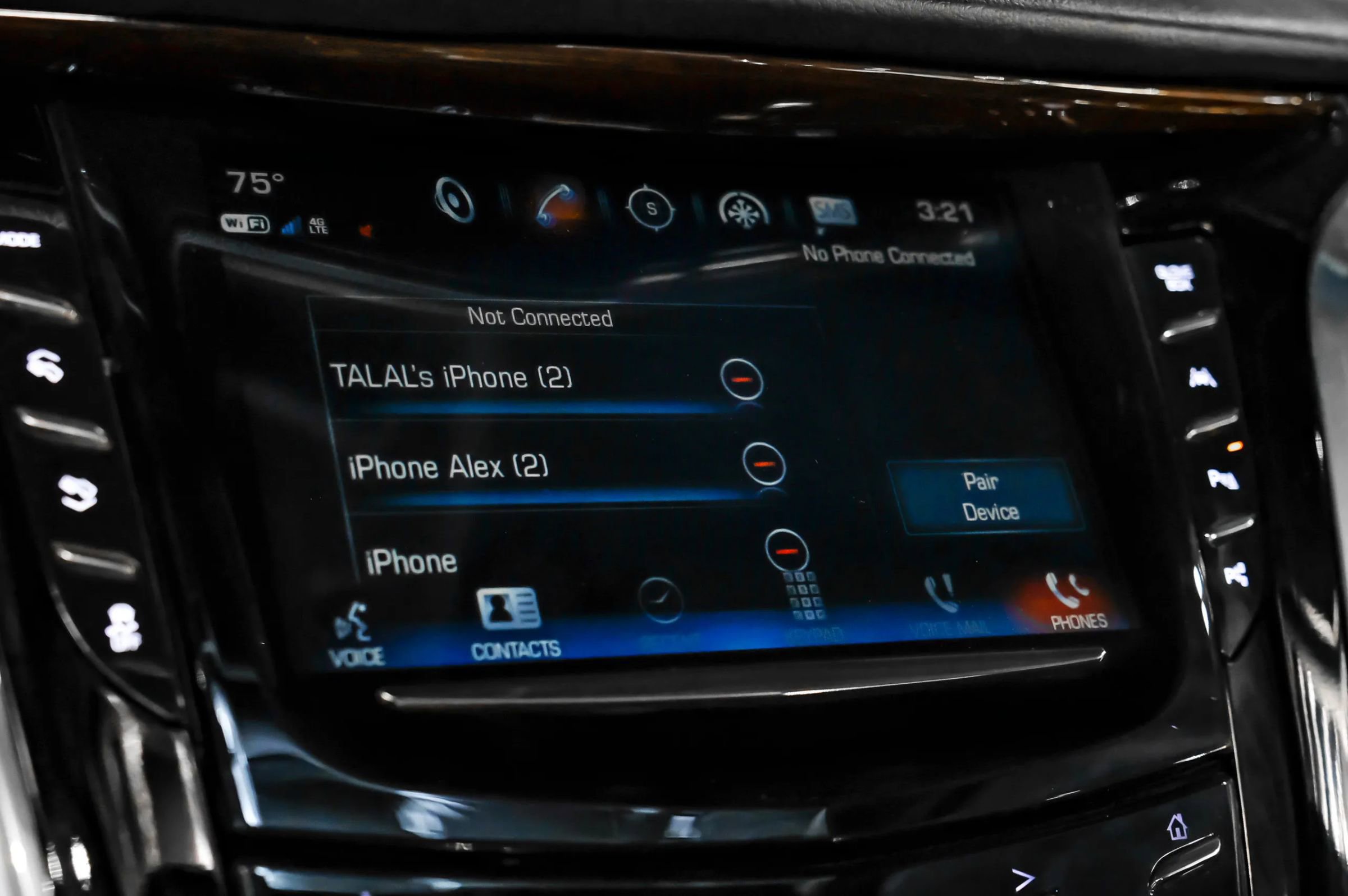 Used 2017 Cadillac Escalade ESV Luxury RWD image 38