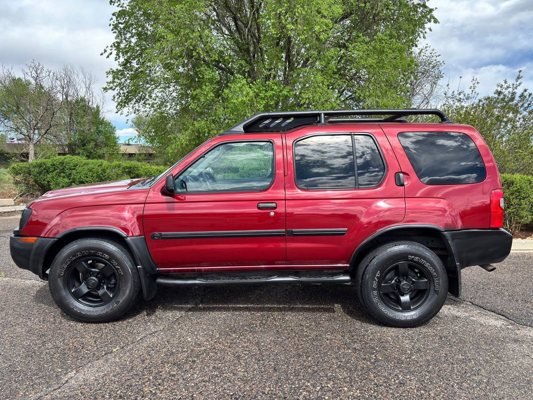Used 2002 Nissan Xterra XE image 8