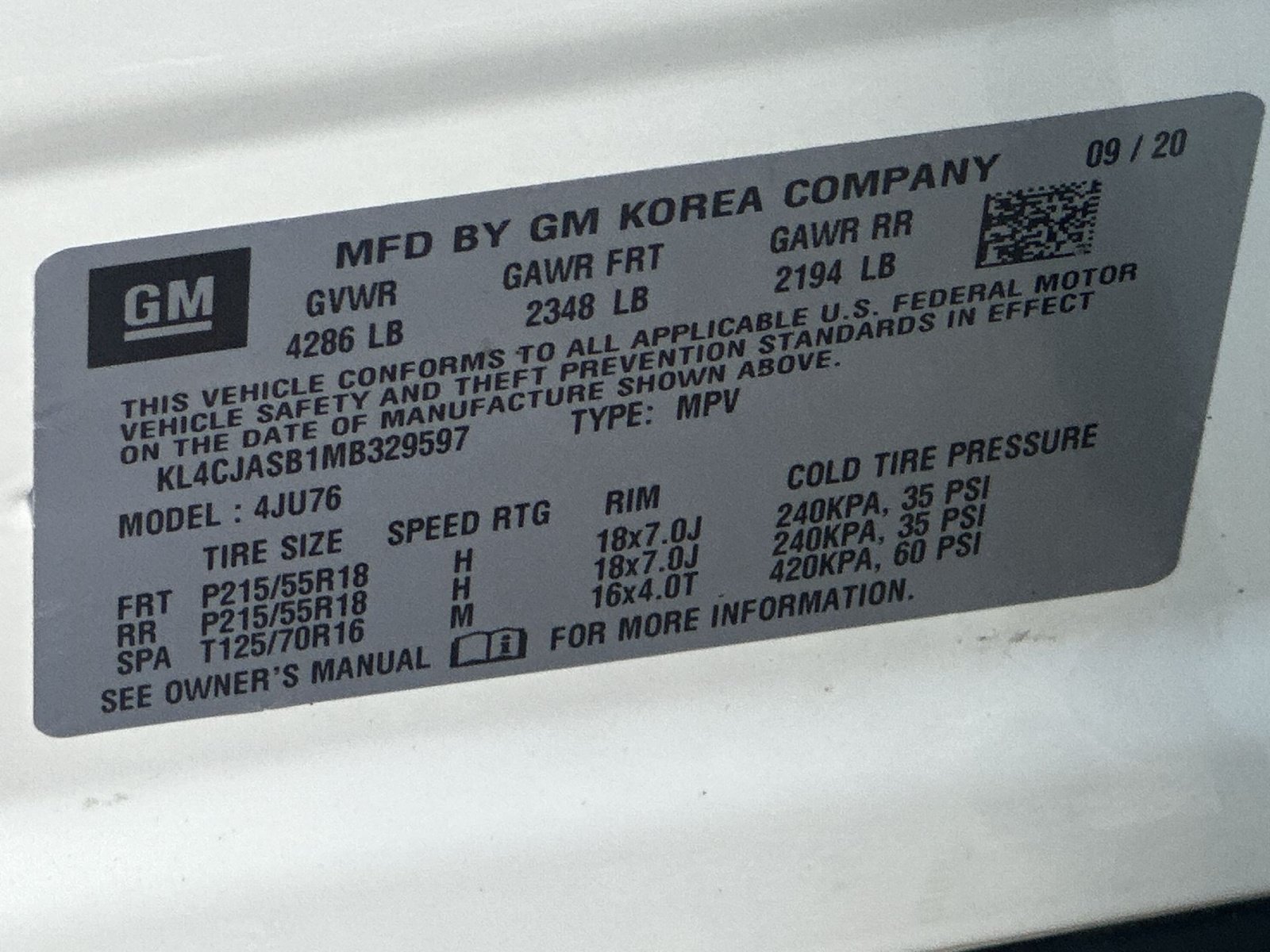 Used 2021 Buick Encore Preferred w/ Safety Package FWD image 29
