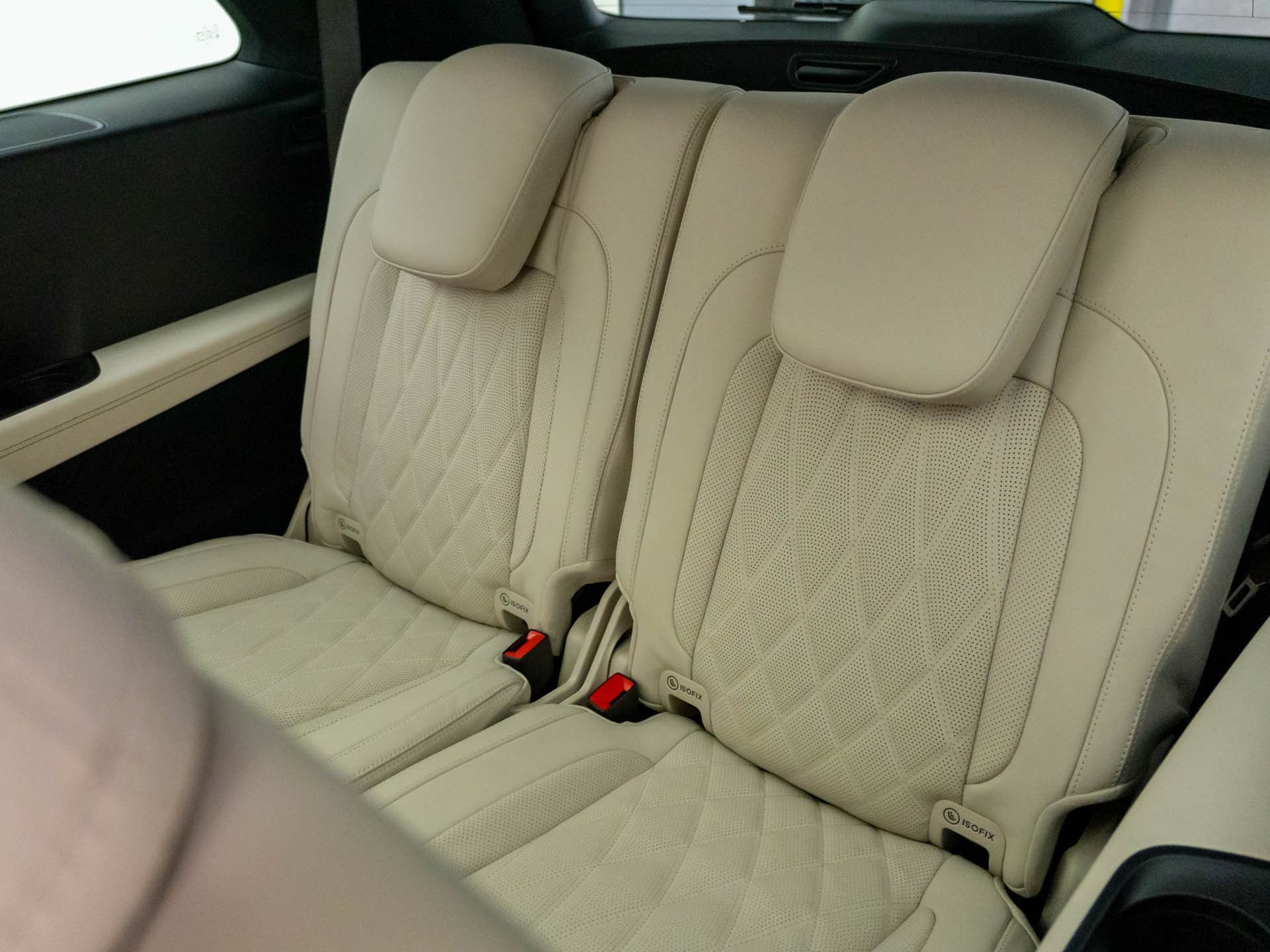 New 2026 Mercedes-Benz GLS 63 AMG 4MATIC image 19