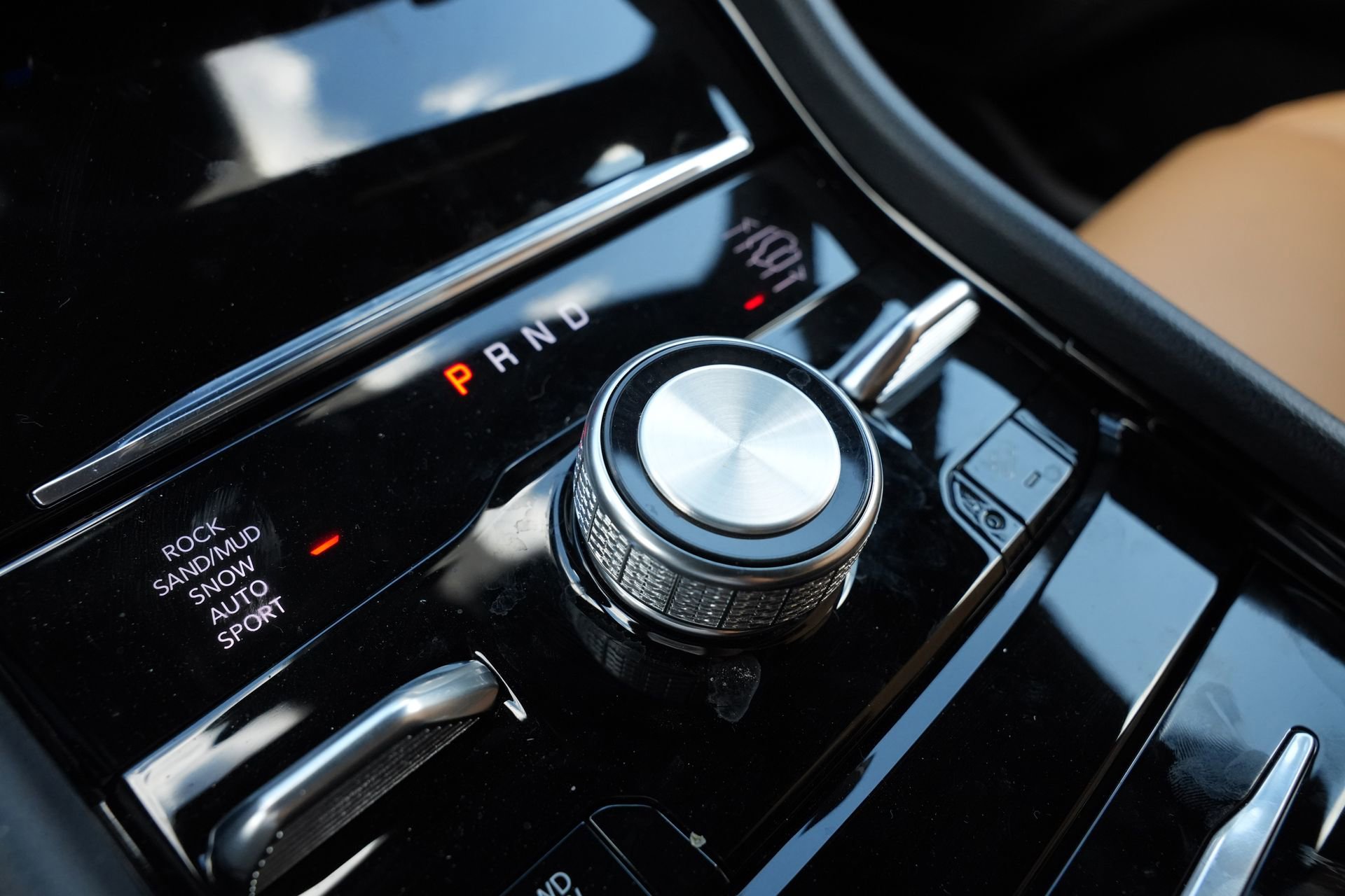 Used 2025 Jeep Grand Cherokee Summit image 14