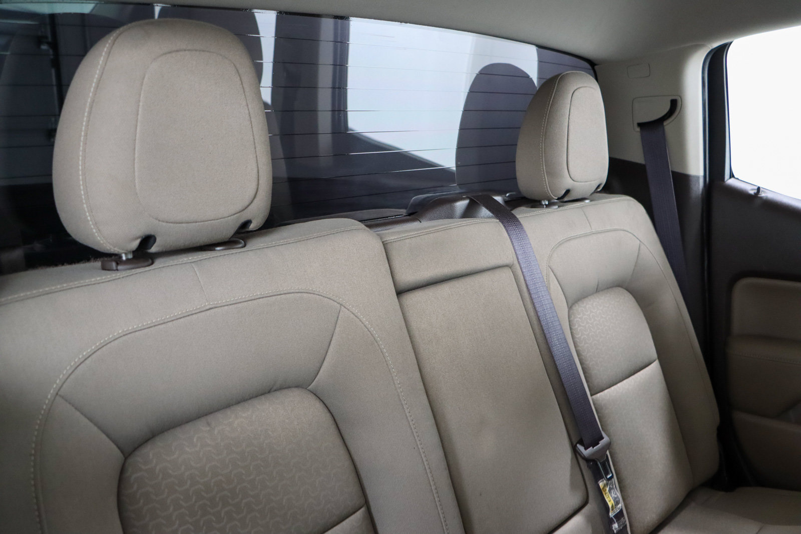 Used 2016 GMC Canyon SLE RWD image 25