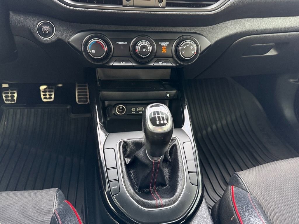 Used 2021 Kia Forte GT image 19