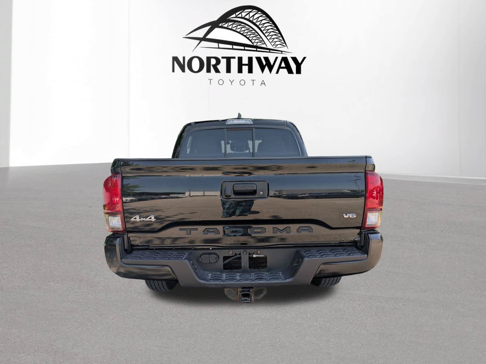 Used 2023 Toyota Tacoma SR AWD/4WD image 5