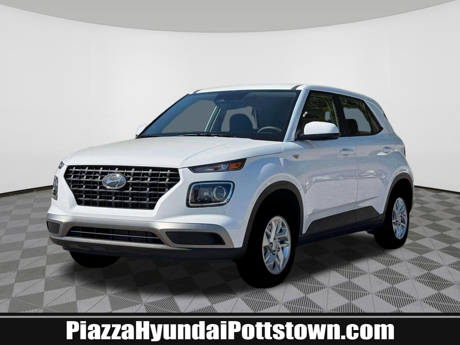 New 2026 Hyundai Venue SE FWD image 1
