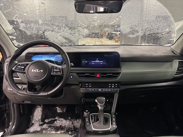 Certified 2024 Kia Seltos SX w/ SX Sunroof Package image 29