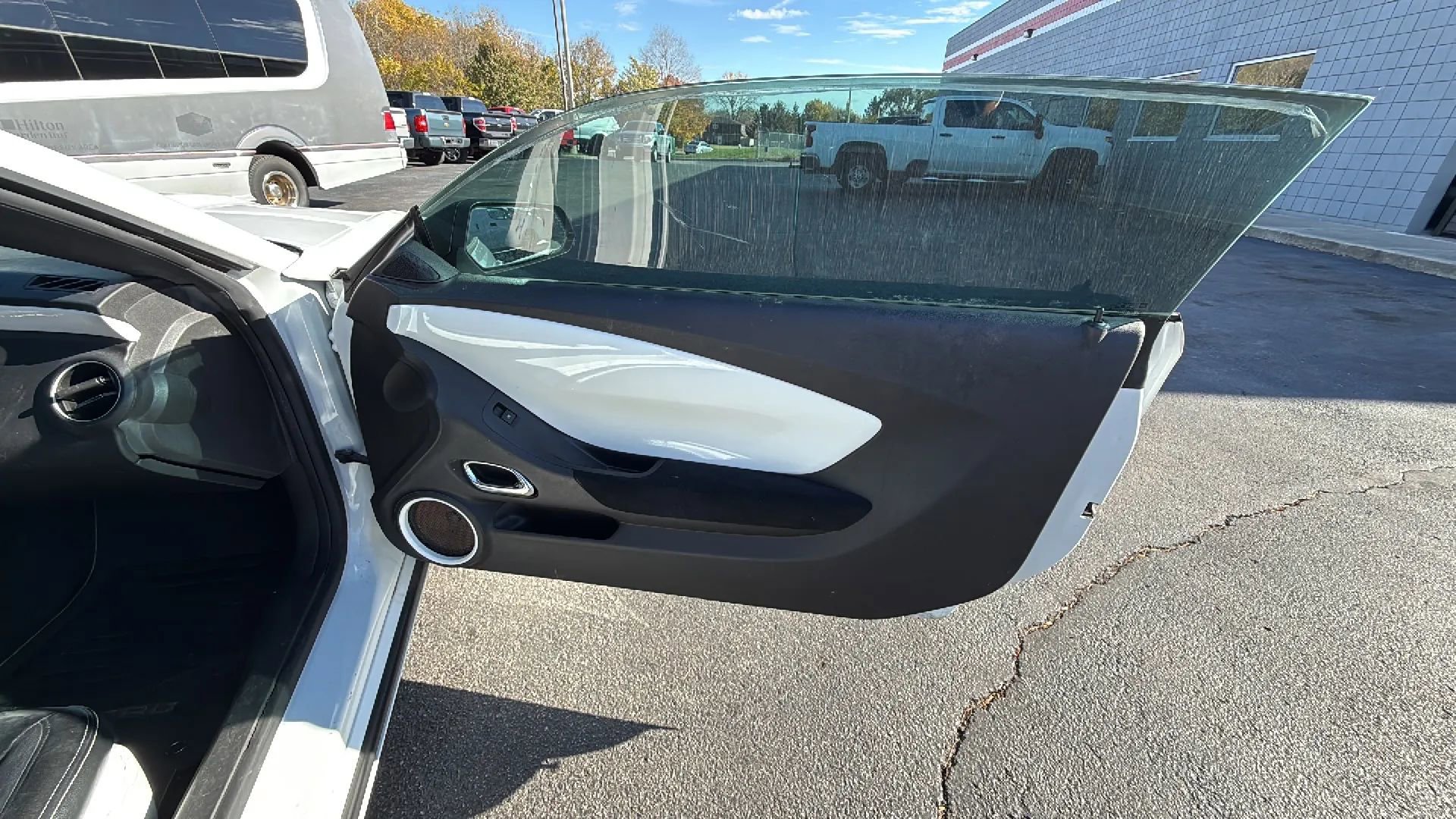 Used 2011 Chevrolet Camaro LS image 13