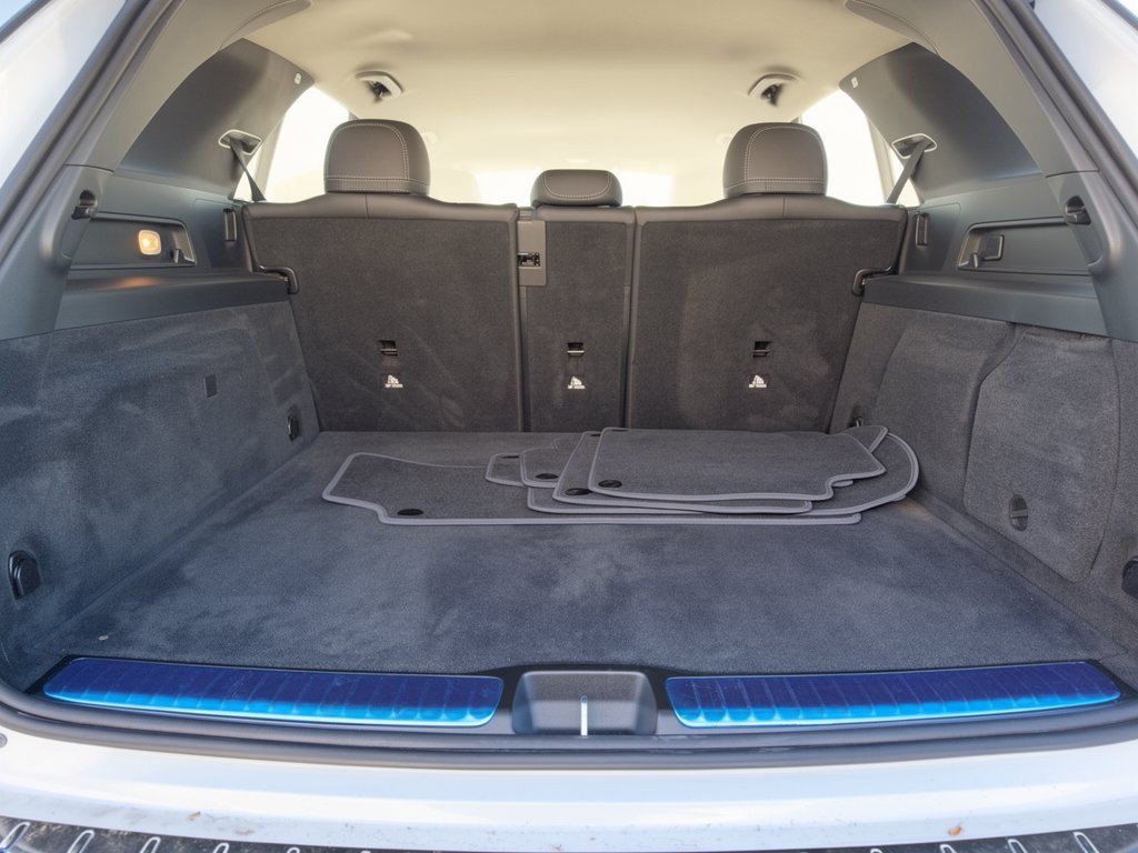 Certified 2025 Mercedes-Benz GLE 450e 4MATIC image 28