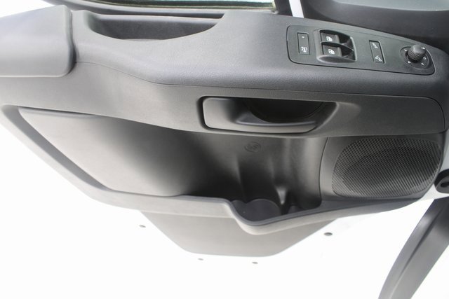 Used 2025 RAM ProMaster 2500 w/ Convenience Group image 13