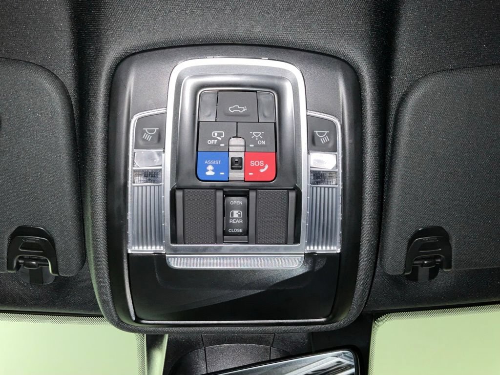 Used 2023 RAM 1500 Laramie RWD image 21