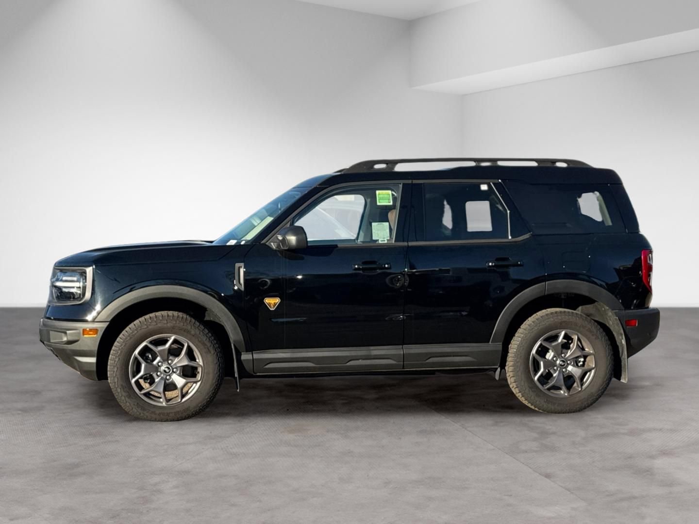 Used 2024 Ford Bronco Sport Badlands w/ Premium Package AWD/4WD image 3