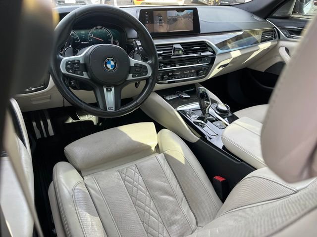 Used 2018 BMW M550i xDrive w/ Driving Assistance Package image 26