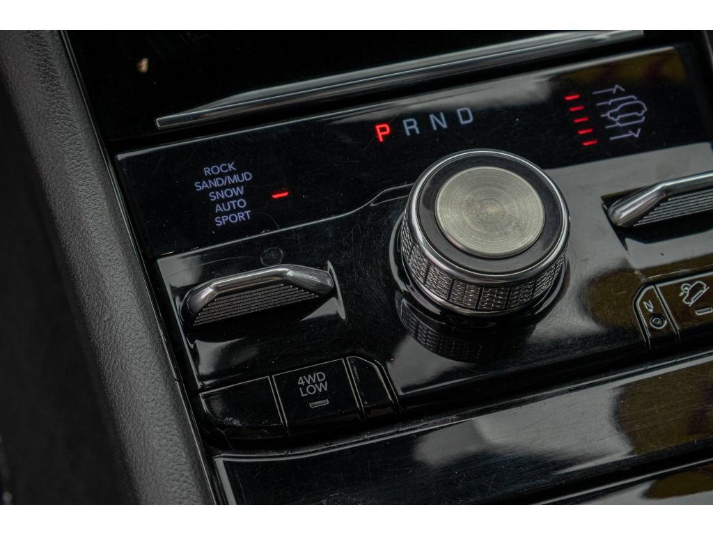 Used 2021 Jeep Grand Cherokee L Overland w/ Advanced Protech Group III AWD/4WD image 26
