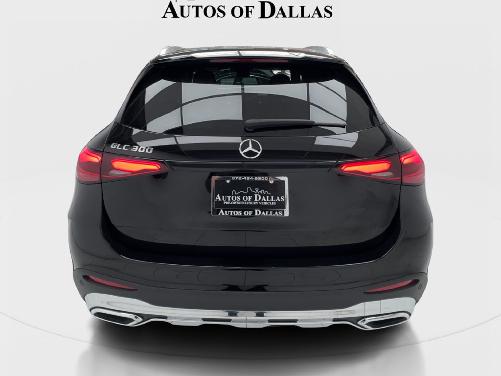 Used 2025 Mercedes-Benz GLC 300 w/ AMG Line image 10