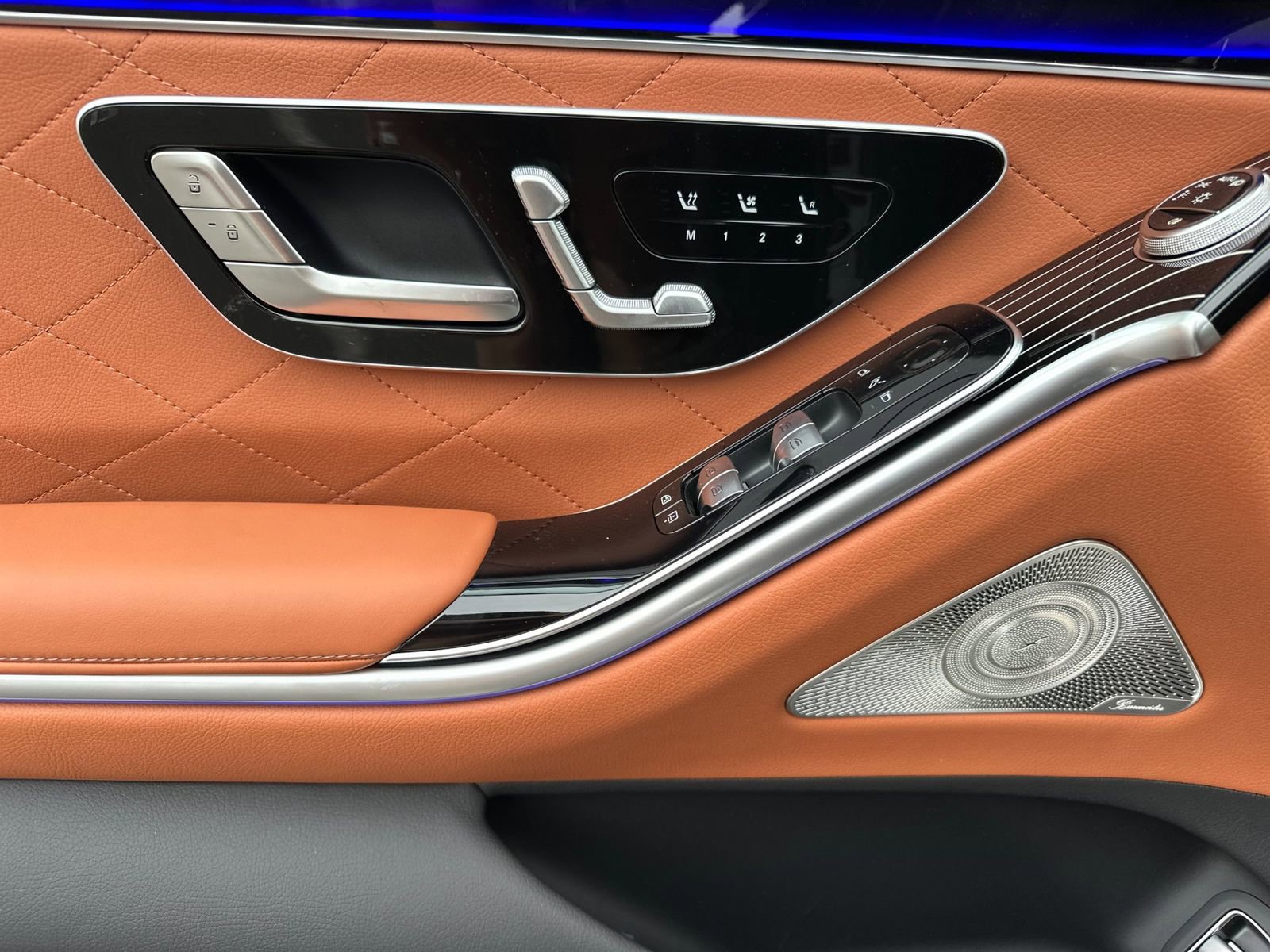 New 2026 Mercedes-Benz S 580e 4MATIC Sedan image 11