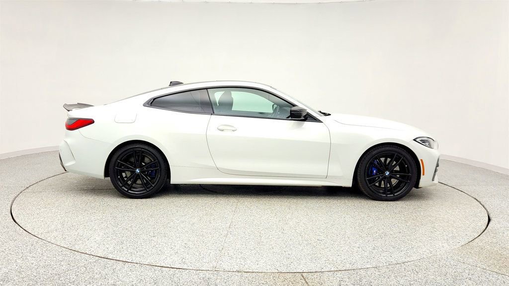 Used 2023 BMW 440i xDrive Coupe w/ Premium Package image 4