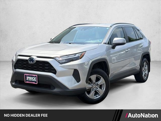 Used 2023 Toyota RAV4 XLE w/ Convenience Package AWD/4WD image 1
