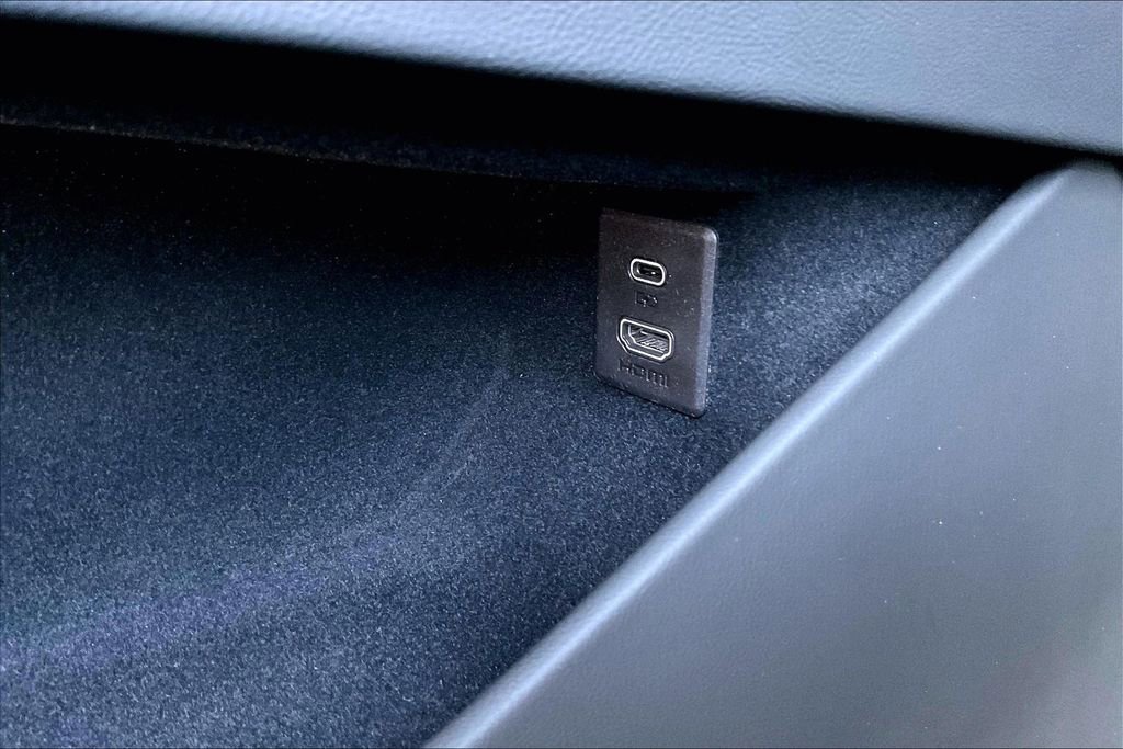 New 2026 Cadillac Escalade ESV Luxury image 21