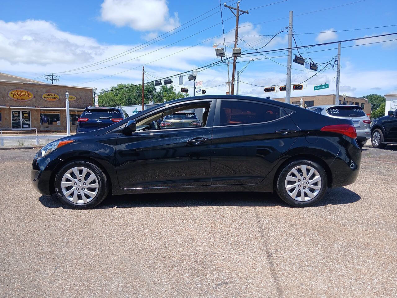 Used 2012 Hyundai Elantra GLS w/ Comfort Pkg 2 FWD image 4