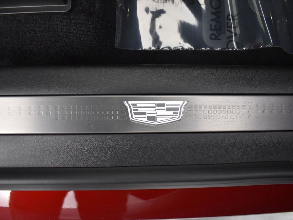 Certified 2025 Cadillac Optiq Sport 2 w/ LPO, Floor Liner Package image 41