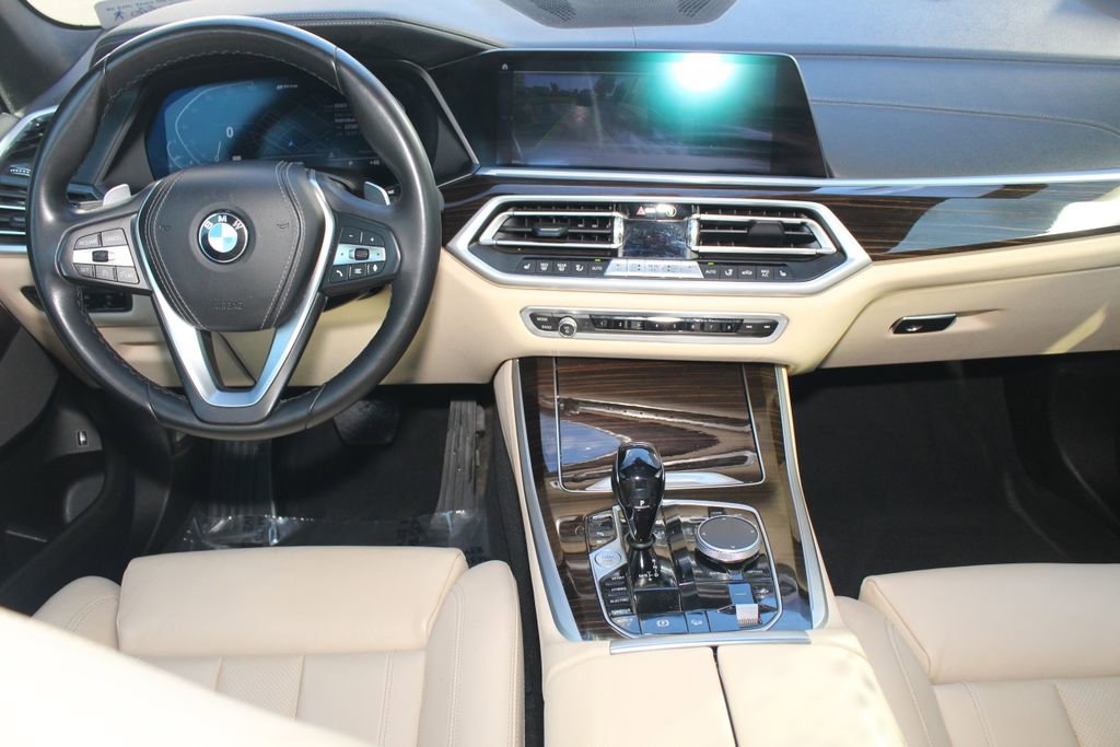 Used 2021 BMW X5 xDrive45e w/ Premium Package AWD/4WD image 4