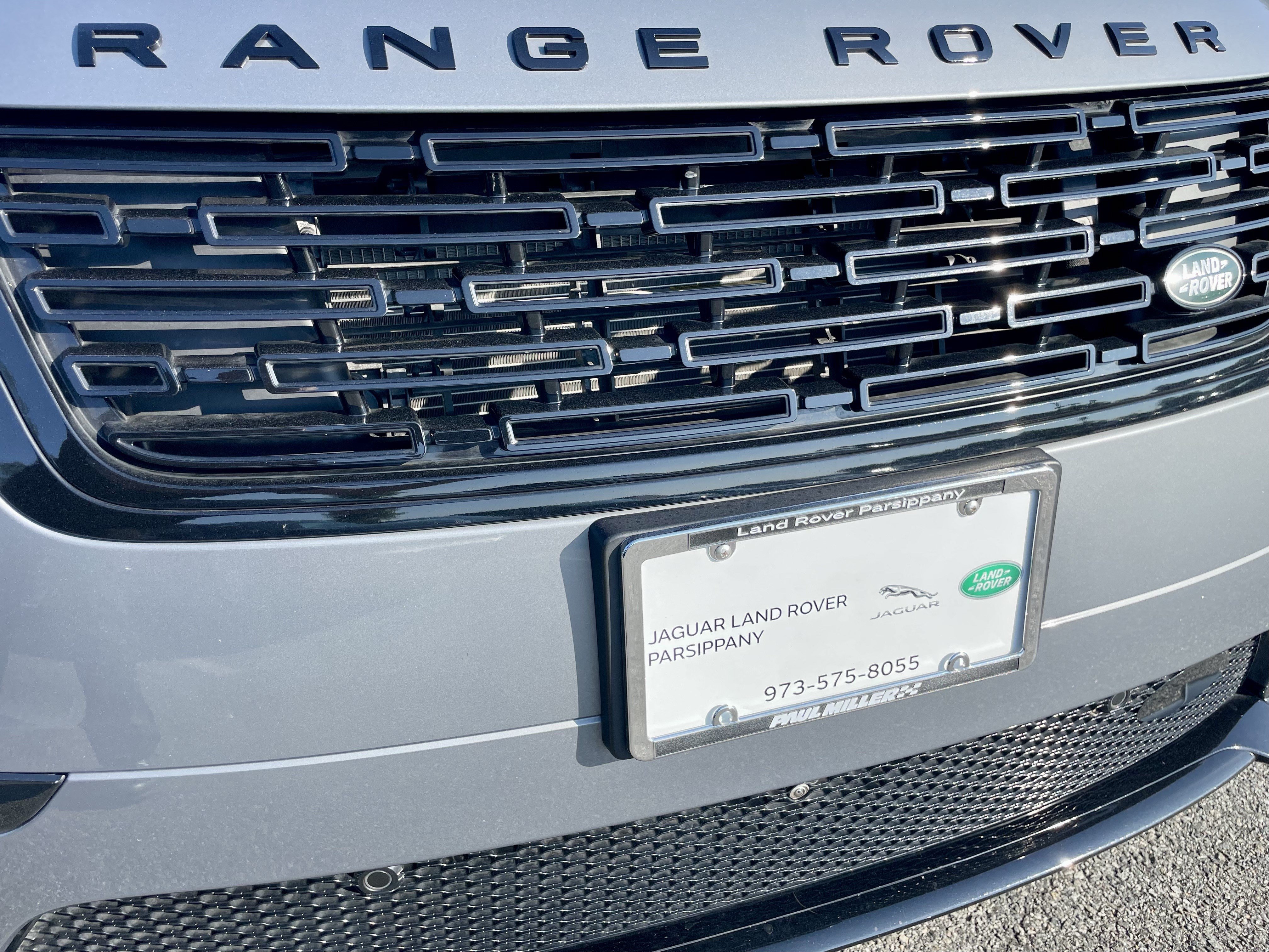 Certified 2026 Land Rover Range Rover Velar Dynamic SE AWD/4WD image 32