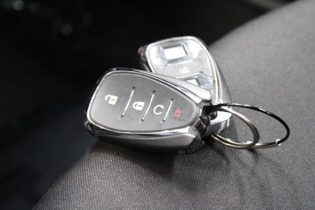 Used 2016 Chevrolet Volt LT w/ Comfort Package FWD image 12