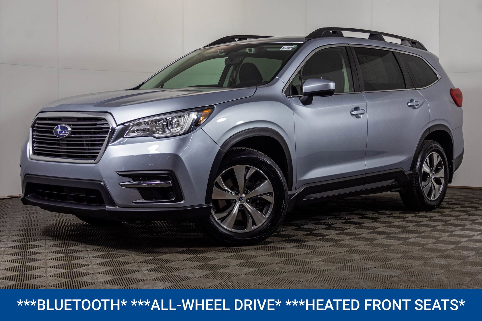 Used 2021 Subaru Ascent Premium w/ Convenience Package image 2