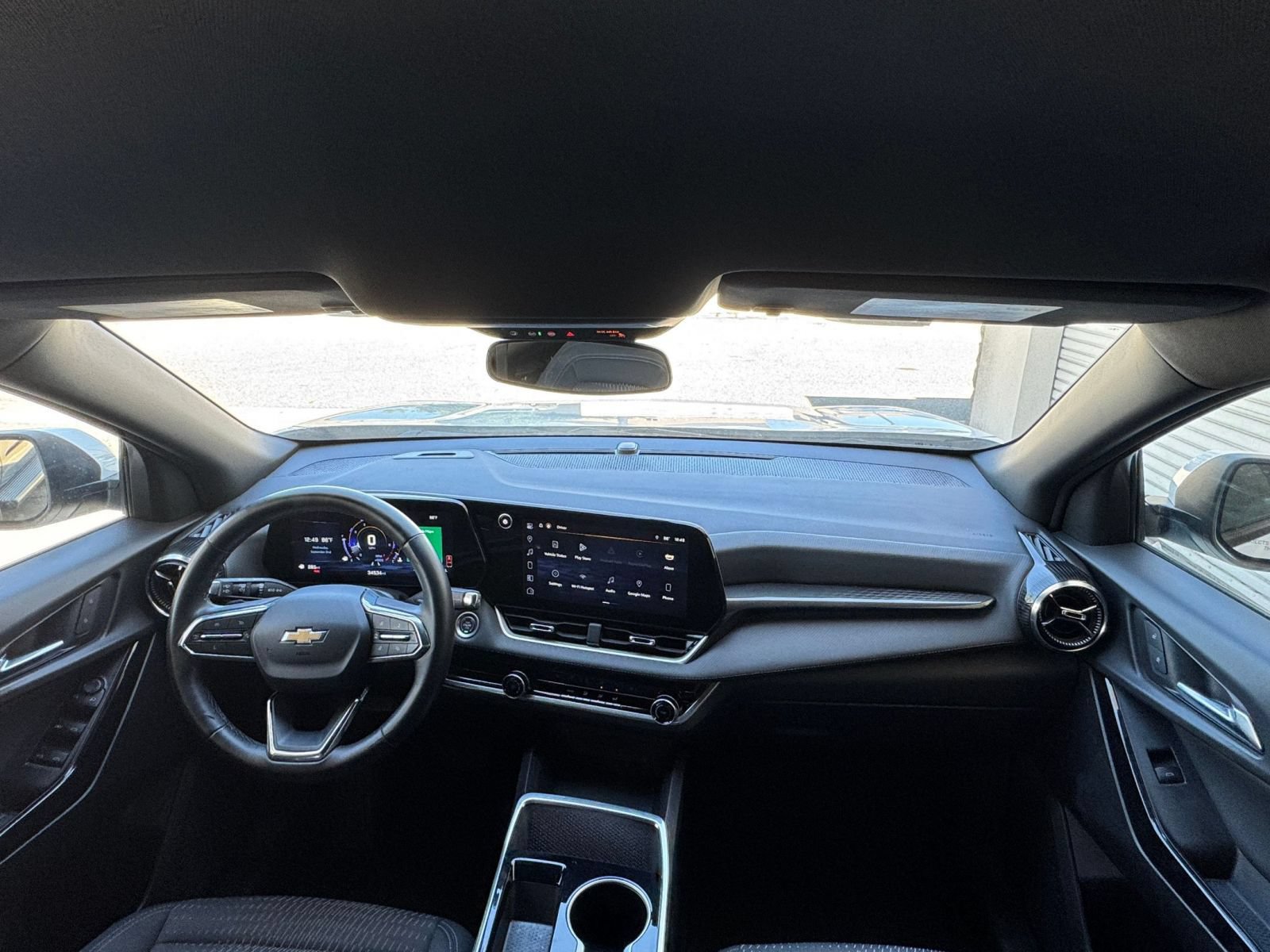 Used 2025 Chevrolet Equinox LT FWD image 33