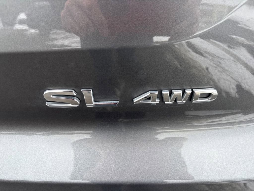 Used 2024 Nissan Pathfinder SL image 15