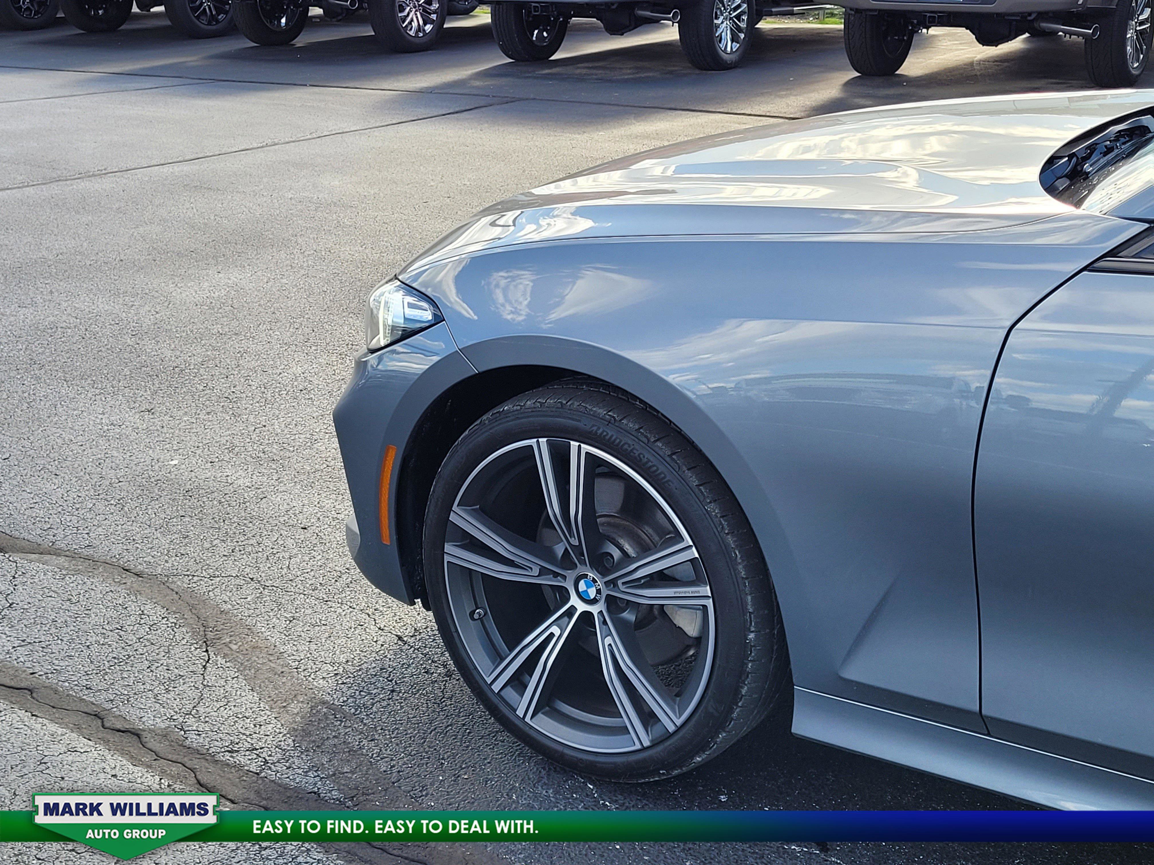 Used 2023 BMW 330i xDrive Sedan w/ Premium Package image 11