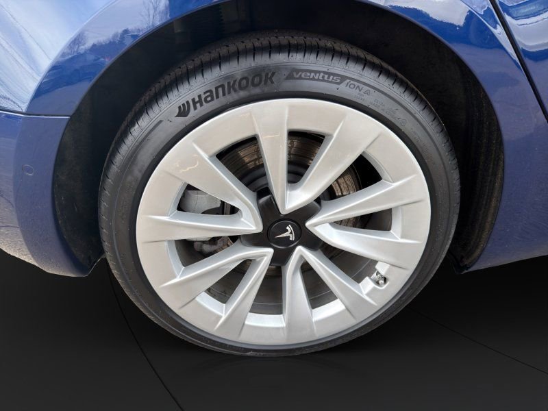 Used 2022 Tesla Model 3 Long Range image 23