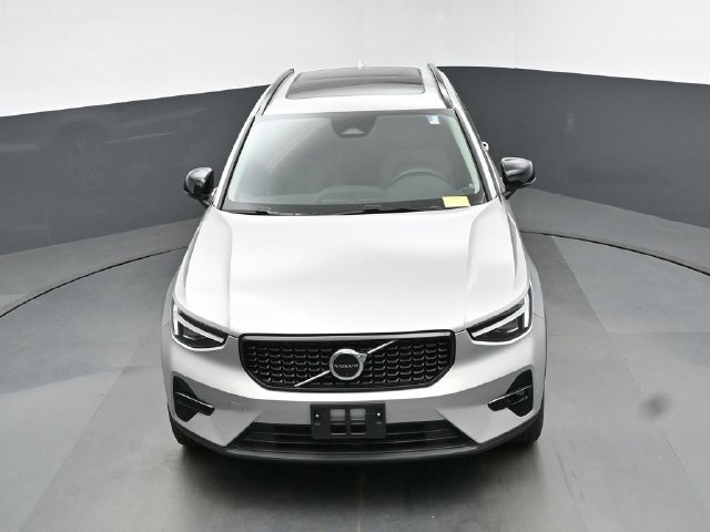 Used 2023 Volvo XC40 B5 Ultimate w/ Protection Package Premier AWD/4WD image 46