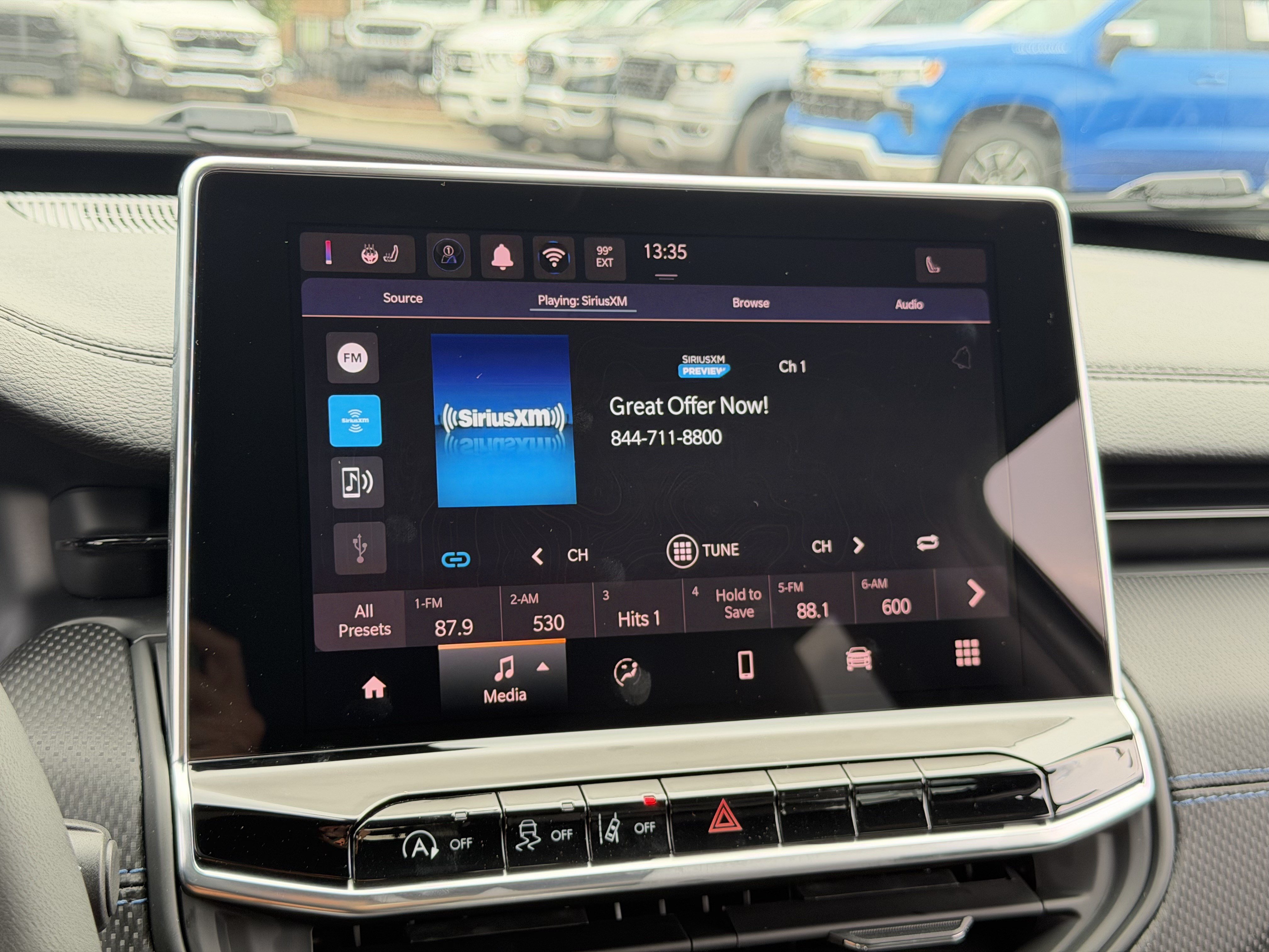 New 2026 Jeep Compass Latitude AWD/4WD image 24