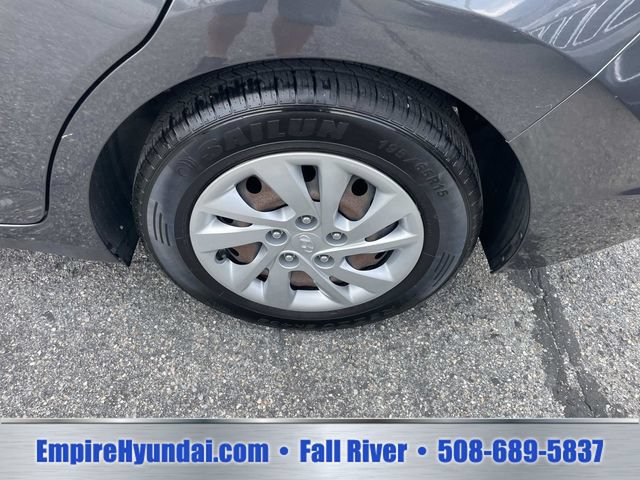 Used 2020 Hyundai Elantra SE w/ Cargo Package (C1) FWD image 11